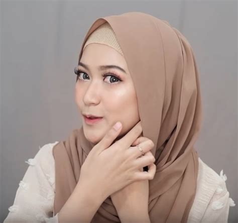 Cara Memakai Hijab Pashmina Trendy Simple Style 3 9 Lara Hijab
