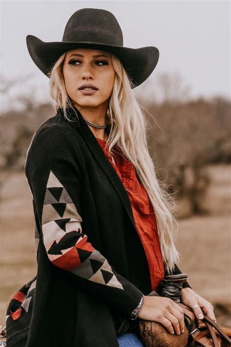 Photographer Pgph0tos Boutique Top Farmgirlada Model Retroamiga On Instagram Western