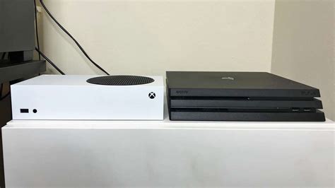 Xbox Series X And Xbox Series S Hands On Photos Compare Consoles To
