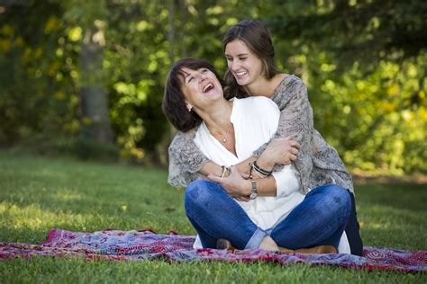 La ciencia lo dice Este es el secreto para que tu mamá viva más años