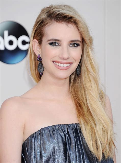 Emma Roberts On Red Carpet 2013 American Music Awards In