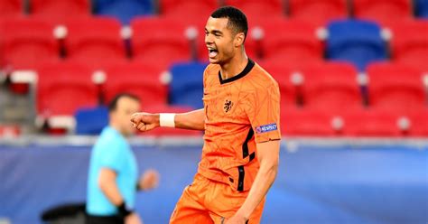 Ferencváros na 25 jaar terug in de champions league! Uitblinker Gakpo loodst Jong Oranje naar kwartfinales EK ...