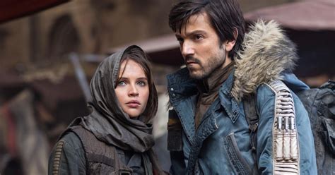 Jyn Erso And Cassian Andors Romance Stole The Rogue One Show