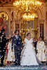 Felipe de Grecia y Nina Flohr bajo pétalos de rosa en su boda - La ...