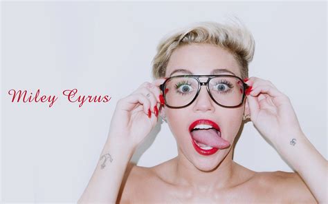 funny miley cyrus celebrity 11 cool wallpaper