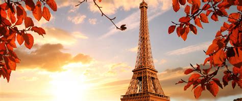 2560x1080 Eiffel Tower In Autumn France Paris Fall 2560x1080 Resolution