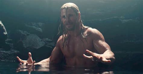 Chris Hemsworth Goes Shirtless For Two Minutes In ‘avengers Age Of