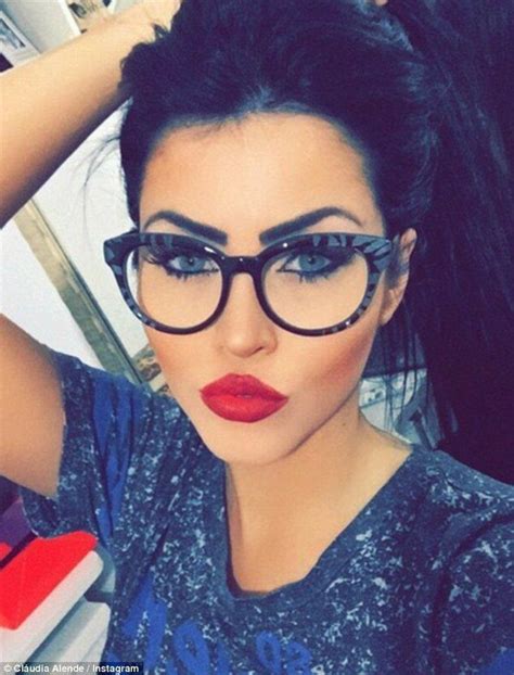 Pin By Allwood On Bitch Glasses Makeup Fashion Eye Glasses Trendy