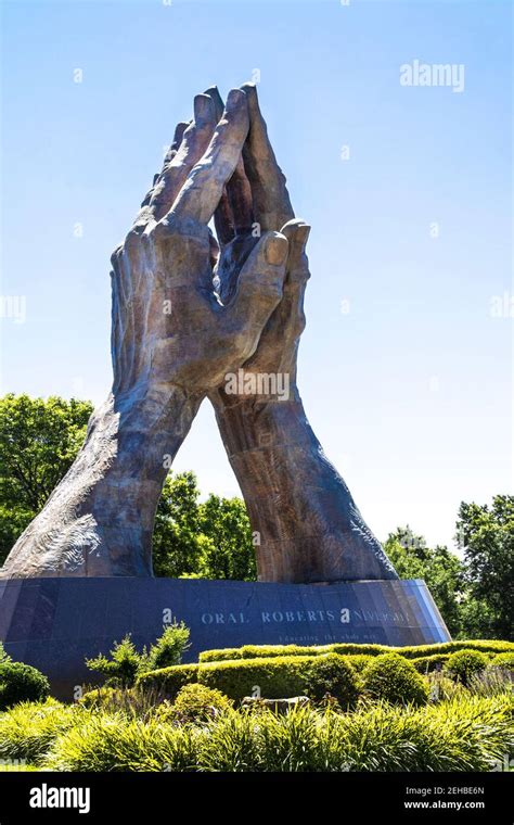 6 10 2020 Tulsa Ok Giant Praying Hands Statue In Park At Oral Roberts