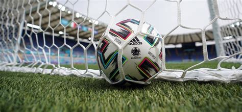 La eurocopa debería haber estrenado formato de sedes en 2020, disputándose el torneo en un gran número de países a lo largo del continente europeo. Jogos da Eurocopa hoje: veja os confrontos da 3ª rodada ...