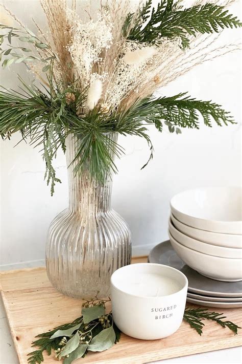 Simple Christmas Flower Arrangement With Dried Flowers Christmas