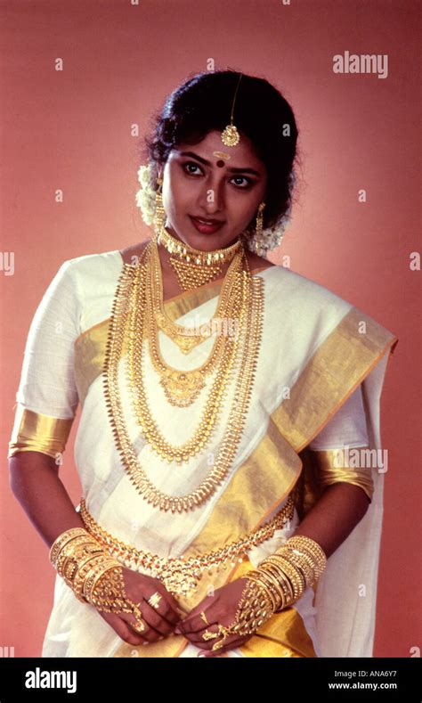 Women In Traditional Kerala Dress Hi Res Stock Photography And Images