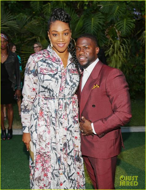 Photo Kevin Hart Pregnant Wife Eniko Parrish Celebrate Laugh Out Loud