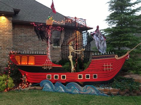 Diy Pirate Ship Halloween Decoration