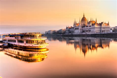 Come Fare Un Giro In Battello Sul Danubio A Budapest Idee Viaggi
