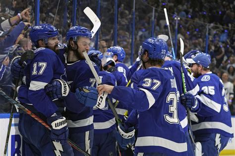 Tampa Bay Lightning Vs Montreal Canadiens 6282021 Time Tv