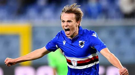 He plays for sampdoria in football manager 2021. Sampdoria, Damsgaard tra i migliori: carta speciale su FIFA 21