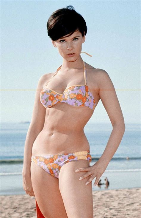 Pin By John Shaw On Sweet Zombie Jesus Yvonne Craig Actresses Star Trek Continues