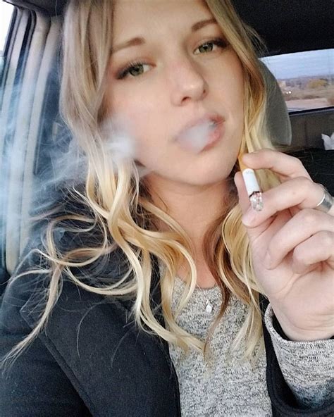 pin by sarocha on smoking cigarette girl girl smoking sexy smoking