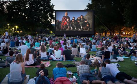 Mayor bowser's indoor dining pause begins tonight and goes through jan 15. Boston Outdoor Movie Calendar 2016 | WeekendPick