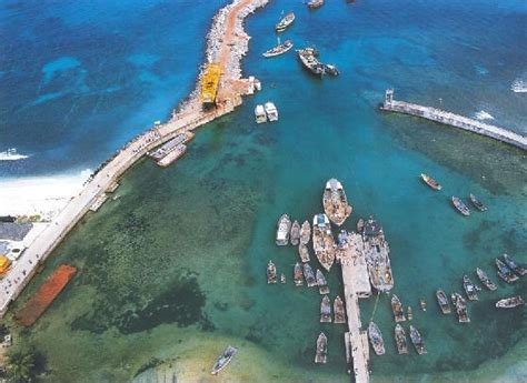 They are india's only coral atolls and geologically a part of the same chain as the maldives. Minicoy Atoll