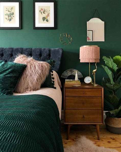 Bedroom Dark Emerald Green Paint Animaisdebem