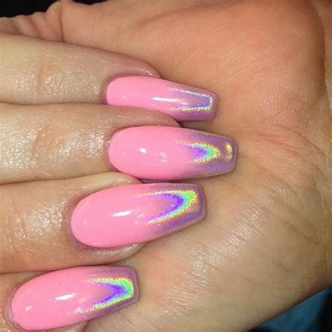 𝓬𝔂𝓫𝓮𝓻𝓰𝓱𝓮𝓽𝓽𝓽𝓸💕 Pink Holographic Nails Bubblegum Pink Nails Pink Nails