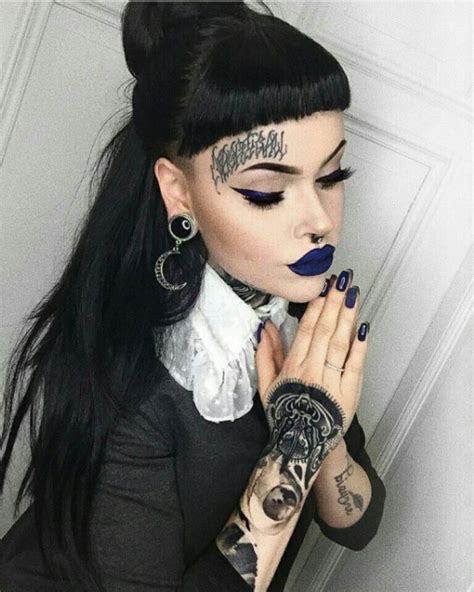 One can see that their hairstyles have a kind of romanticism and are striking at the same time. Pin by alexis 🌌 on bangs | Punk hair, Goth hair, Gothic ...