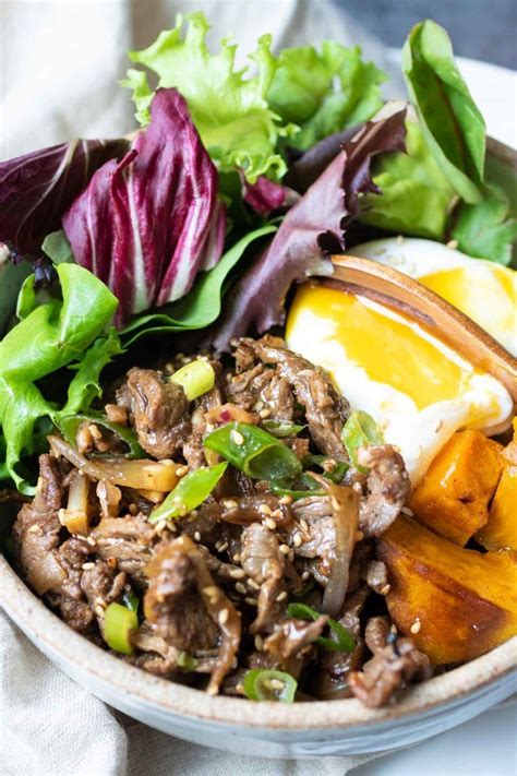 Place the cooked batches of steak into the bowl with the. Whole30 Korean Beef Bowl (Bulgogi) | Recipe | Beef recipes ...