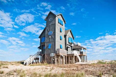 Her life changes when paul, a doctor who is traveling to reconcile with his estranged son. Nights in Rodanthe Movie | Visit Outer Banks | OBX ...