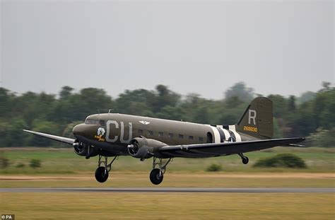 30 Dakotas Fly From Raf Duxford For 75th D Day Anniversary Express Digest