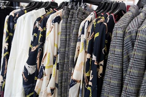 Heren kleding heren mode italiaanse overhemden gratis bezorgd laagste prijs garantie niet goed = geld terug. Studio Italy - trendige Damen Blusen, Kleider und Strick ...
