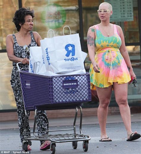 amber rose makes her first post pregnancy appearance tv one renews the rickey smiley show