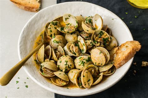 White Wine Clam Sauce With Canned Clams Red Velvet