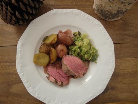 Galloway rindfleisch lipp, sankt martin im sulmtal, steiermark, austria. Filet vom Galloway-Rind mit Rotweinschalotten ...
