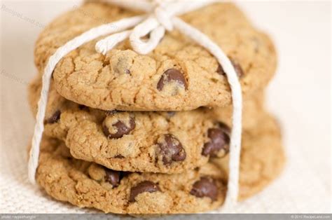 When it comes to weight loss or management, it's key to remember moderation: Chocolate Chip Cookies-Low-fat, Low Calorie Recipe