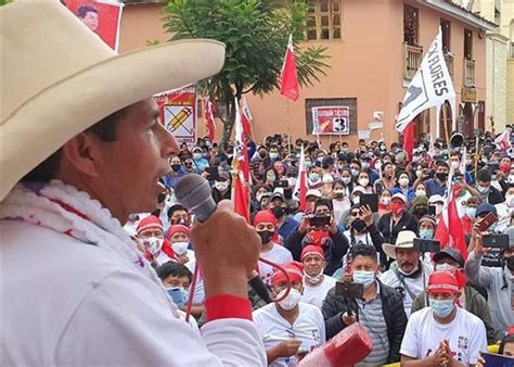 El conteo rápido de ipsos perú al 100% ubicó en el primer lugar al postulante presidencial de perú libre en el balotaje, tras obtener el 50.2% de los votos emitidos. Pedro Castillo: el jinete de la izquierda que galopa por Perú