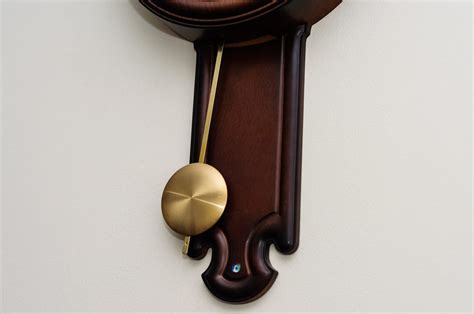 How Do Pendulum Clocks Work