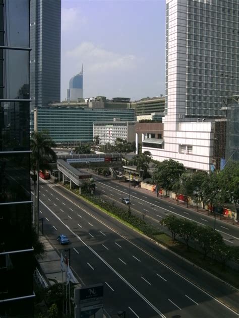 Filejalan Thamrin Thamrin Road In Jakarta Wikitravel Shared