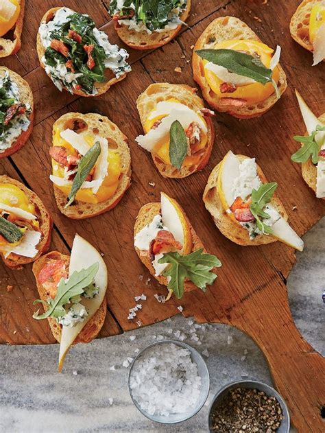 67 Easy Thanksgiving Appetizers To Warm Up Your Appetite Crostini