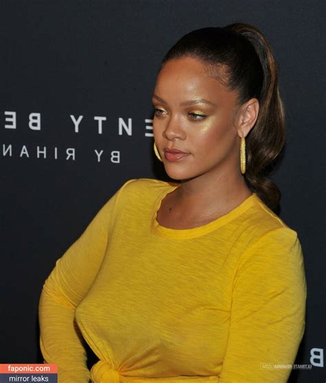 Rihanna Aka Badgalriri Nude Leaks Onlyfans Photo Faponic