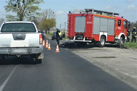 Czołg Wjechał W Auto Ukraina - Kruszwica - Motorowerzysta wjechał w auto. Miał trzy promile - Ino