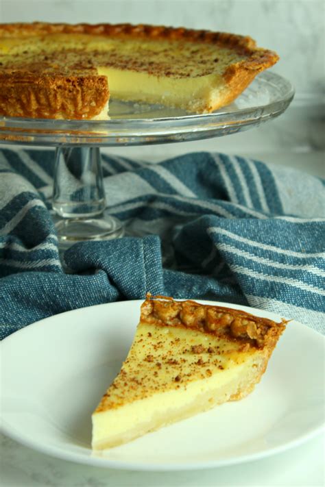 Pour into unbaked pie shell, sprinkle with nutmeg, and bake at 475 degrees f for 5 minutes. Old Fashioned Cream Custard Pie | Recipe | Easy pie ...