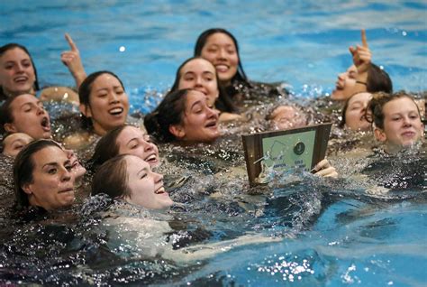 Girls Swimming Cherry Hill East Wins Medley 400 Free Relays At Meet