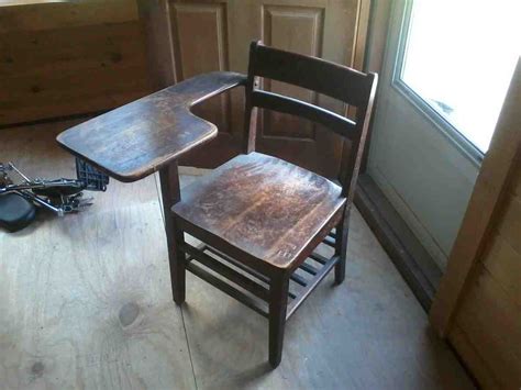 Find over 100+ of the best free old desk images. Old Time School Desk - Home Furniture Design