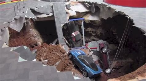 Sinkhole Beneath National Corvette Museum Devours 8 Cars The New York