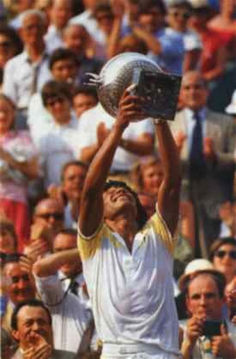 Yannick noah vs guillermo vilas final forest hills 1986. CLUAS | Blogs | French Letter - Yannick Noah: tennis champ ...