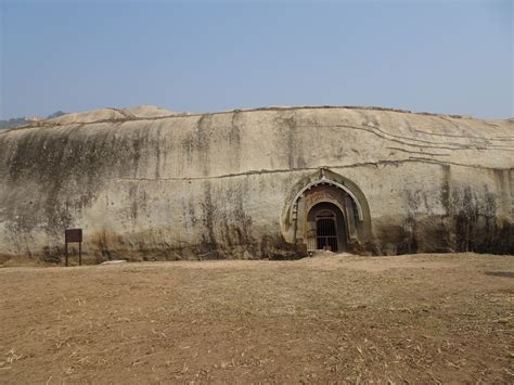 Barabar Caves 1 Barabar Hill Caves Near Gaya Pictures India In