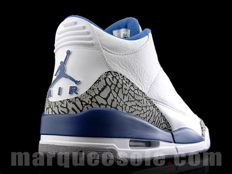 Closer Look Air Jordan Retro 3 True Blue Sole Collector