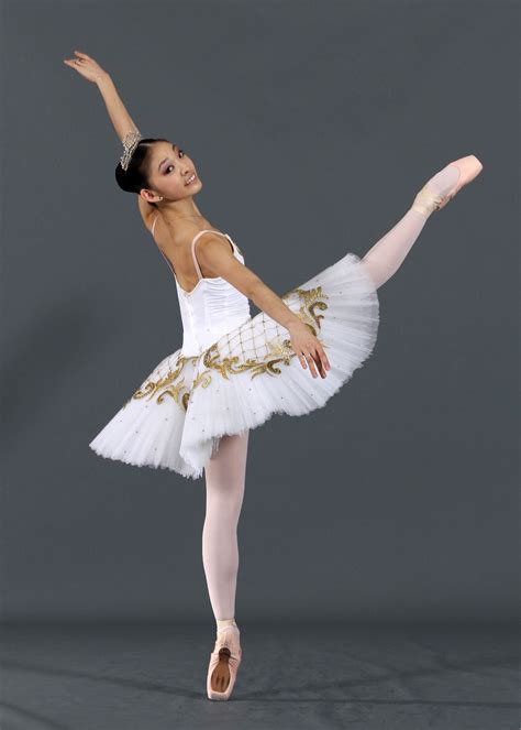Pin By Liesel De Kock On Ballet Famous Ballet Dancers Ballet Images Royal Ballet